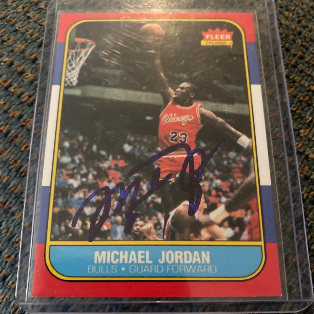 1986 Fleer Michael Jordan Autographed Rookie Card Reprint
